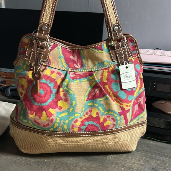 Fossil Watercolor Floral Woven Burlap Canvas and Leather NWT Beautiful BOHO vibe - Picture 1 of 6